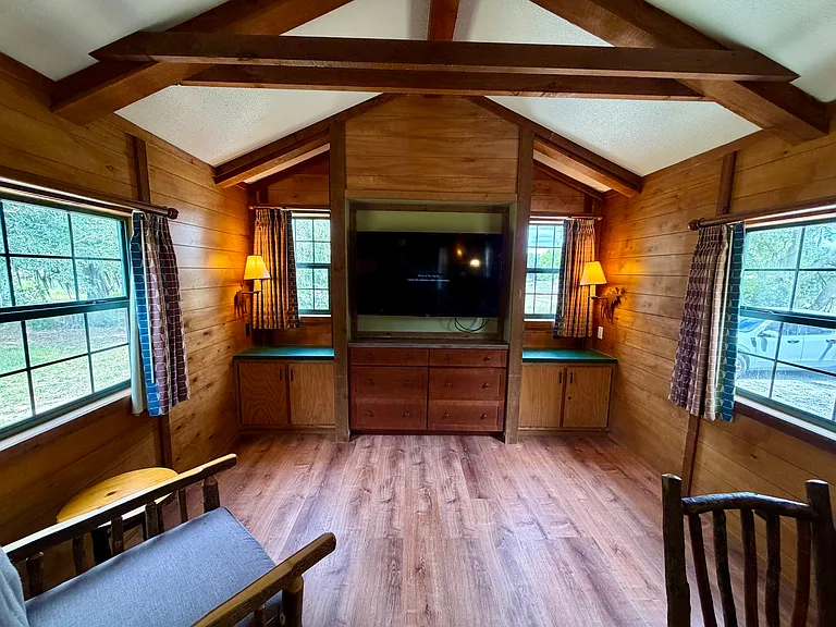 32 Lone Pine Ct — Photo 2