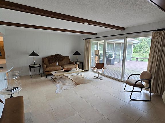 5th image of 620 Omega Cir