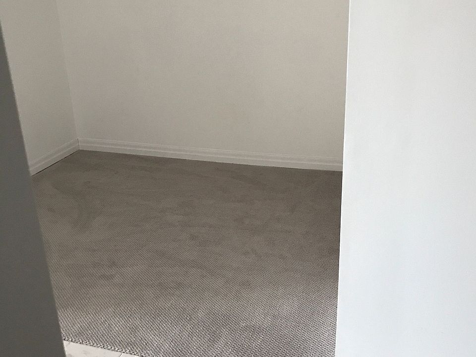 2nd image of 5001 Corporate Dr #608