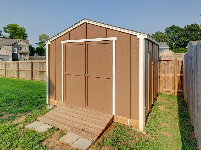 1385 Harmon Ln — Photo 31