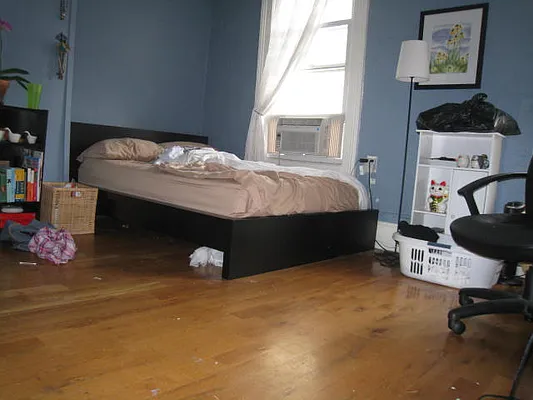 Rented by Broadway International Realty Corp | media 12