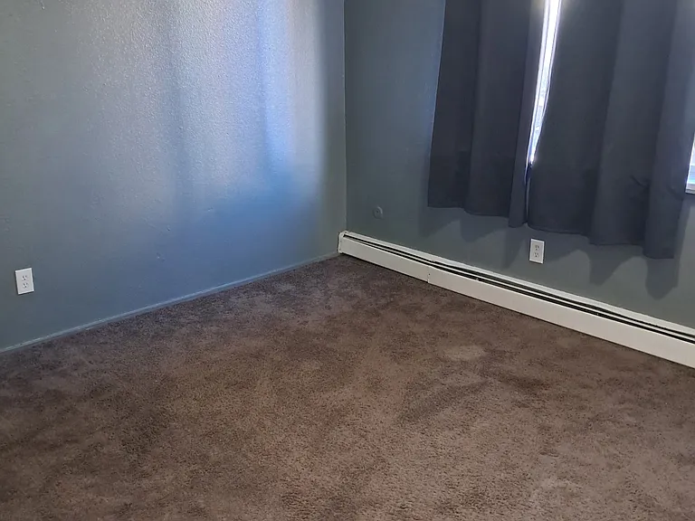 1425 N Yosemite St #2 — Photo 11