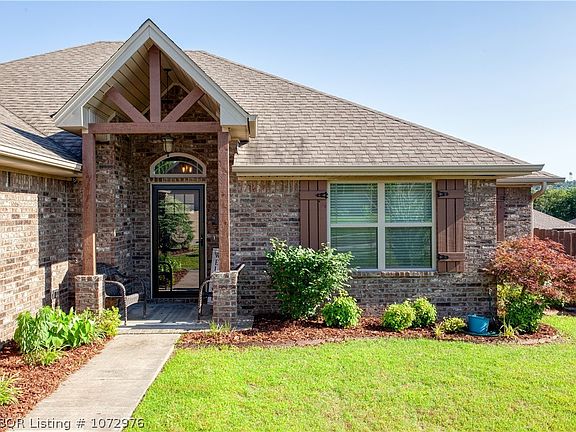 2nd image of 337 Copsey Dr