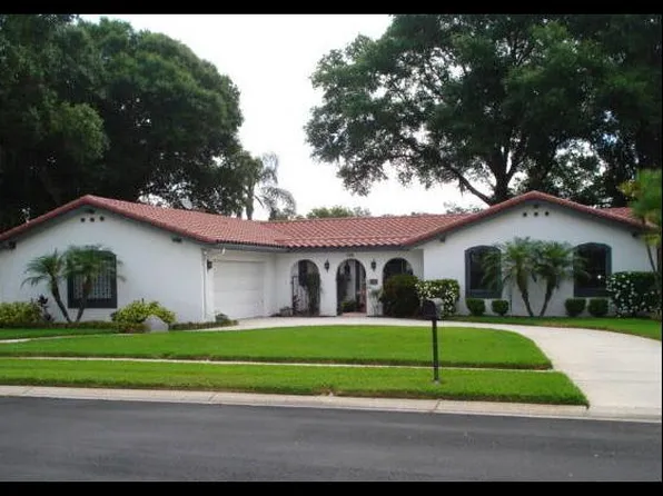 162 Wood Hall Dr, Mulberry, FL 33860