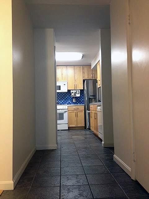 1st image of 1649 Kenwood Ave