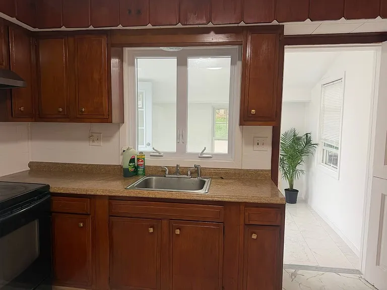532 Mixville Rd — Photo 1