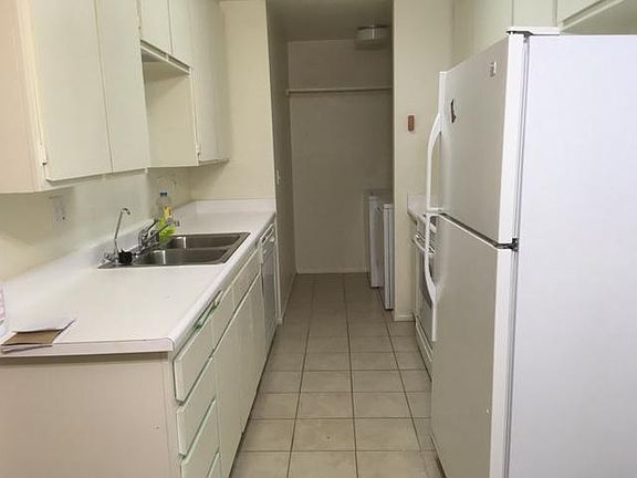 2nd image of 4204 Camino Ticino