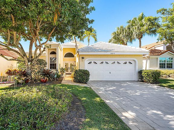 2nd image of 13853 Palm Grove Place