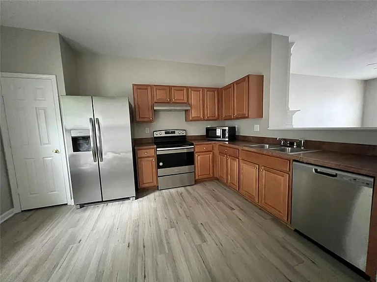 6877 Slate Stone Way SE — Photo 8