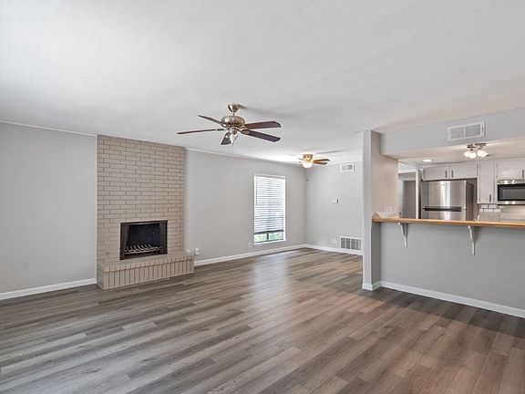 2nd image of 1813 Woodland Ave #A