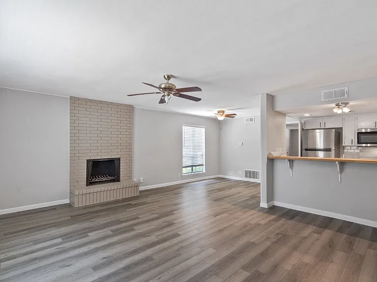 1813 Woodland Ave #A — Photo 2