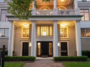 550 W Brown St, Birmingham, MI 48009