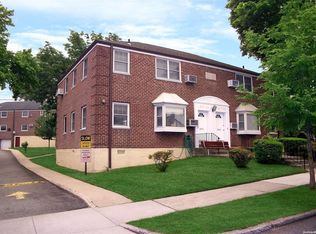 25104 58th Ave, Little Neck, NY 11362