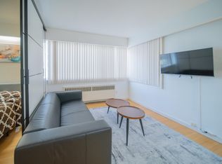 1925 Nelson St #108, Vancouver, BC V6G 1N3