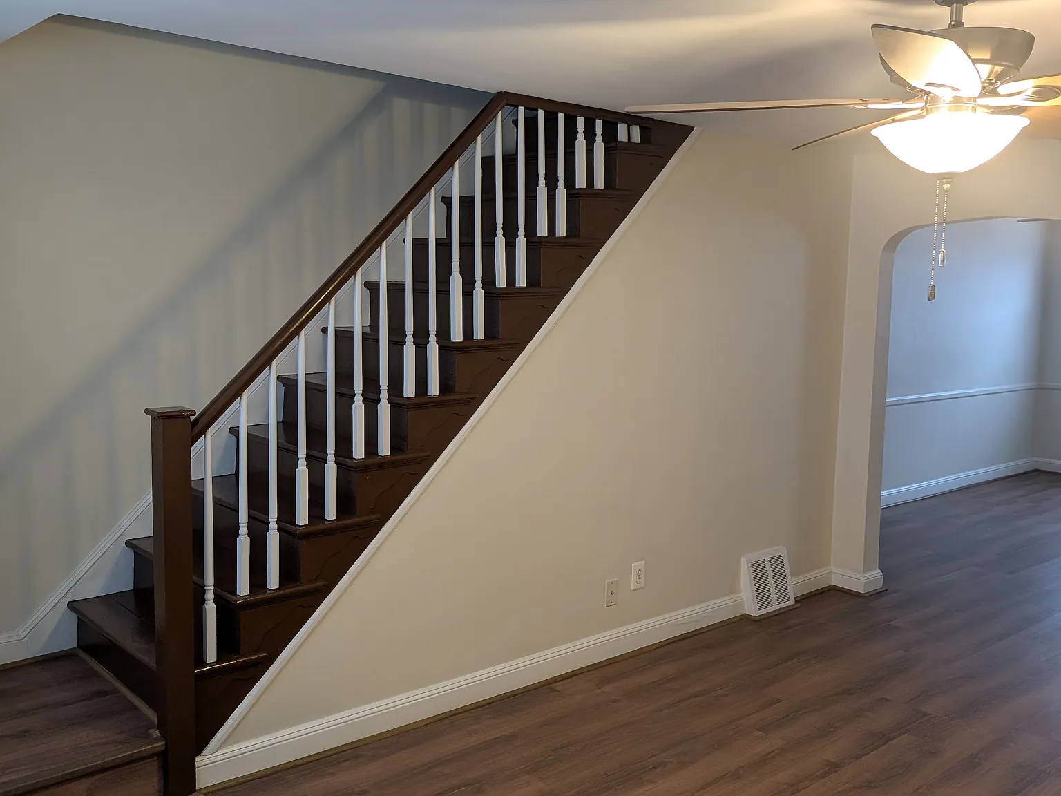 3 bed, 1152 sqft, $1,650 — Photo 2