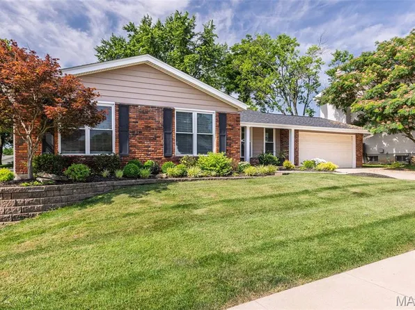 15152 Appalachian Trl, Chesterfield, MO 63017