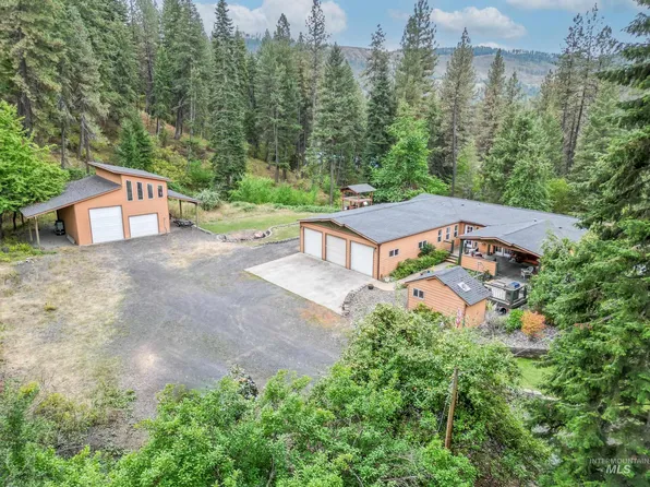 182 Big Pine Dr, Orofino, ID 83544