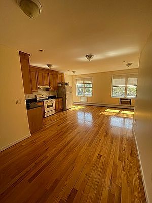 1st image of 23-24 Sound St #F3