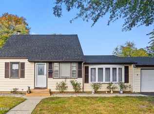 19 Woody Ter, Keansburg, NJ