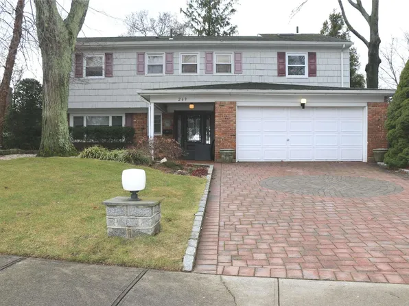 269 Peachtree Drive, East Norwich, NY 11732