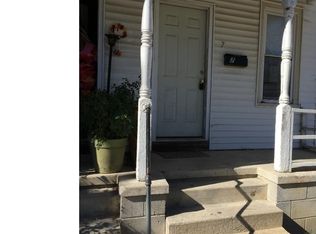 77 1/2 Olive St, Salem, NJ 08079
