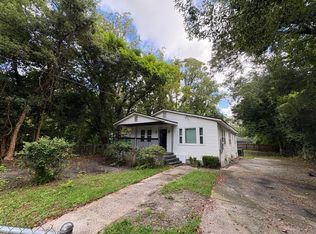 5779 SW Carver Cir, Jacksonville, FL 32208