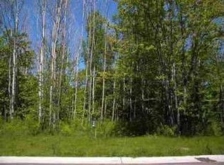 718 Horizons Dr, Marquette, MI 49855