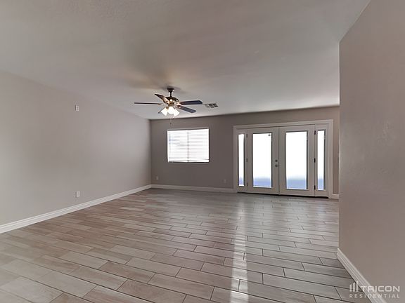 3rd image of 4819 N 112th Dr