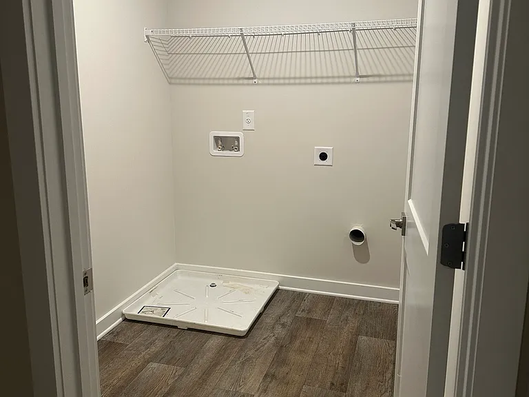 4812 Station Ln — Photo 14