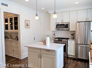 2908 E Hampshire Ave, Milwaukee, WI 53211
