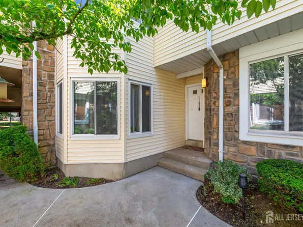 1103 Schmidt Ln, North Brunswick, NJ 08902