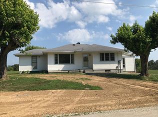 9522 Shuter Rd, Aurora, IN 47001