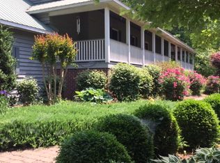 1753 Old Davis Pl, Lenoir, NC 28645