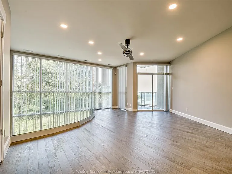 1225 Riverside Dr E #101 — Photo 18