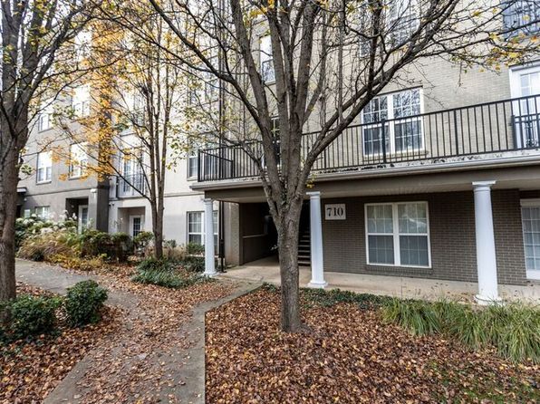 710 Walker Sq APT 3B