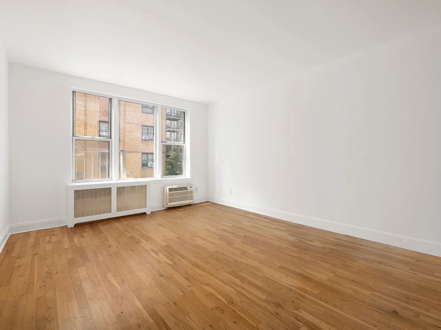 311 East 75th Street — Photo 1