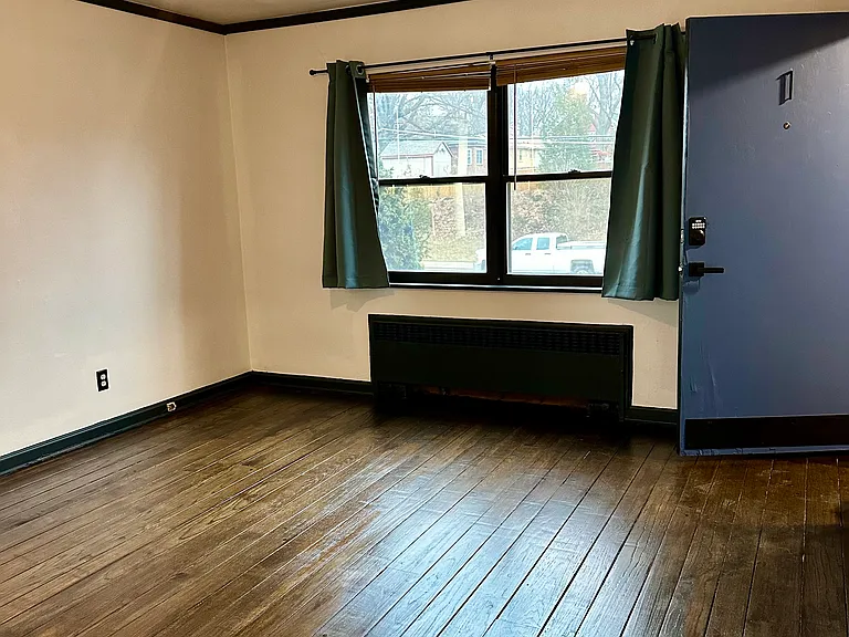 3043 Boudinot Ave #3 — Photo 6