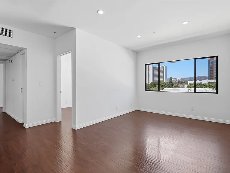 Parkview Apartments — Photo 64