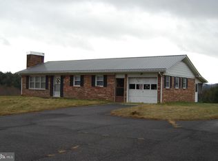 121 Retrievers Run, Laurel Fork, VA 24343