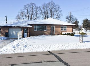 912 W 14th St, Mccook, NE 69001