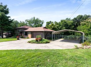 318 NW Woodland Rd, Riverside, MO 64150