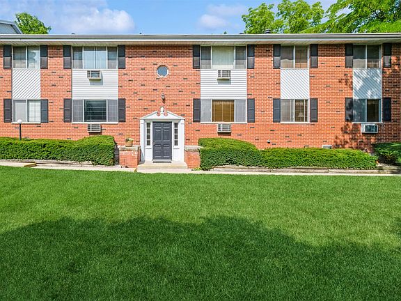 2nd image of 1321 W Main St #302A