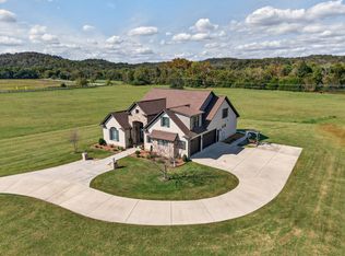 110 Barley Dr, Fayetteville, TN 37334