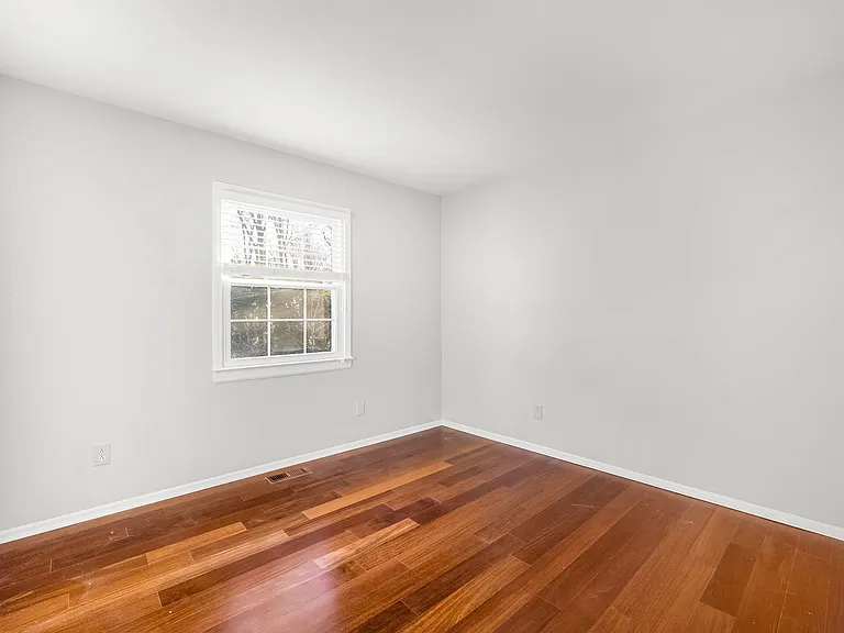 8418 Knights Bridge Rd — Photo 26