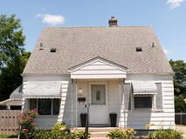23220 Cleveland St, Dearborn, MI 48124