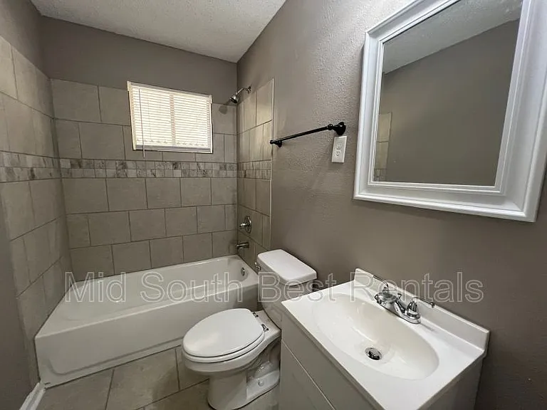 1416 Abernathy Rd — Photo 6