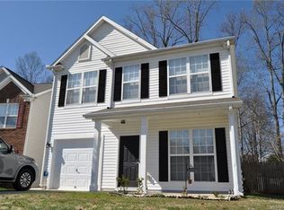 1501 Braveheart Ln, Charlotte, NC 28216