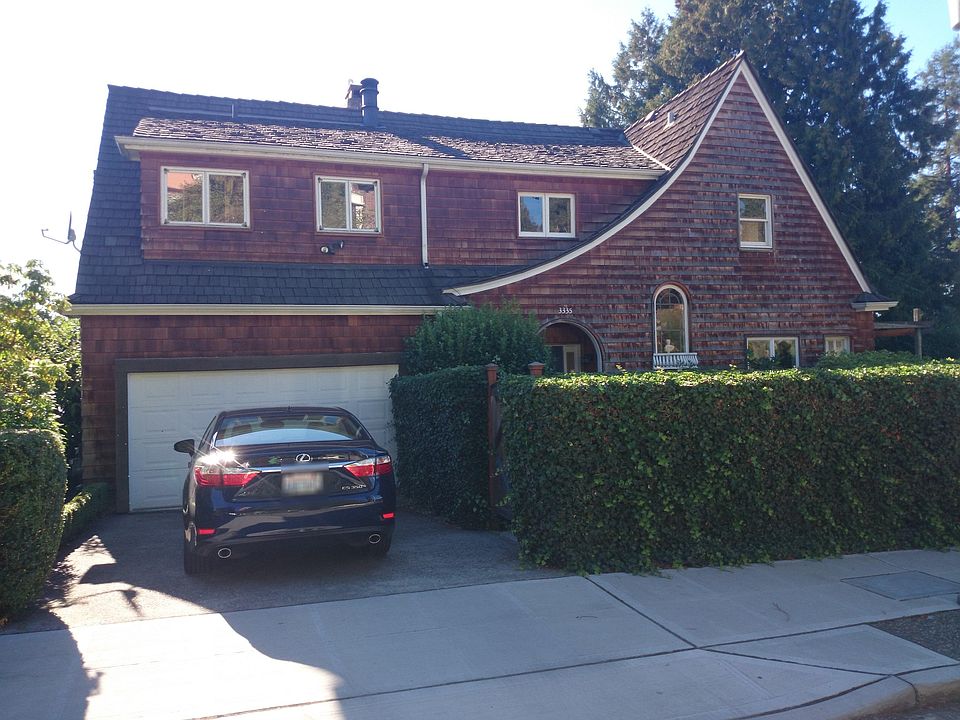 2nd image of 3335 W Laurelhurst Dr NE