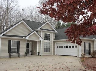 546 Oxford Rdg, Winder, GA 30680