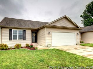 208 W Lincoln St, Fisher, IL 61843